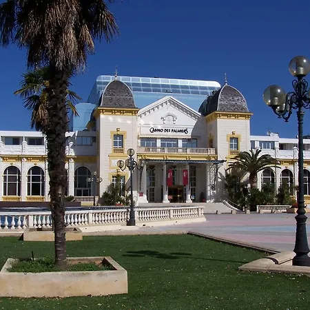Szálloda Portalet Hyères
