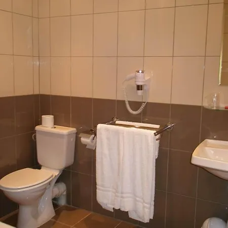 Hotel Portalet 2*
